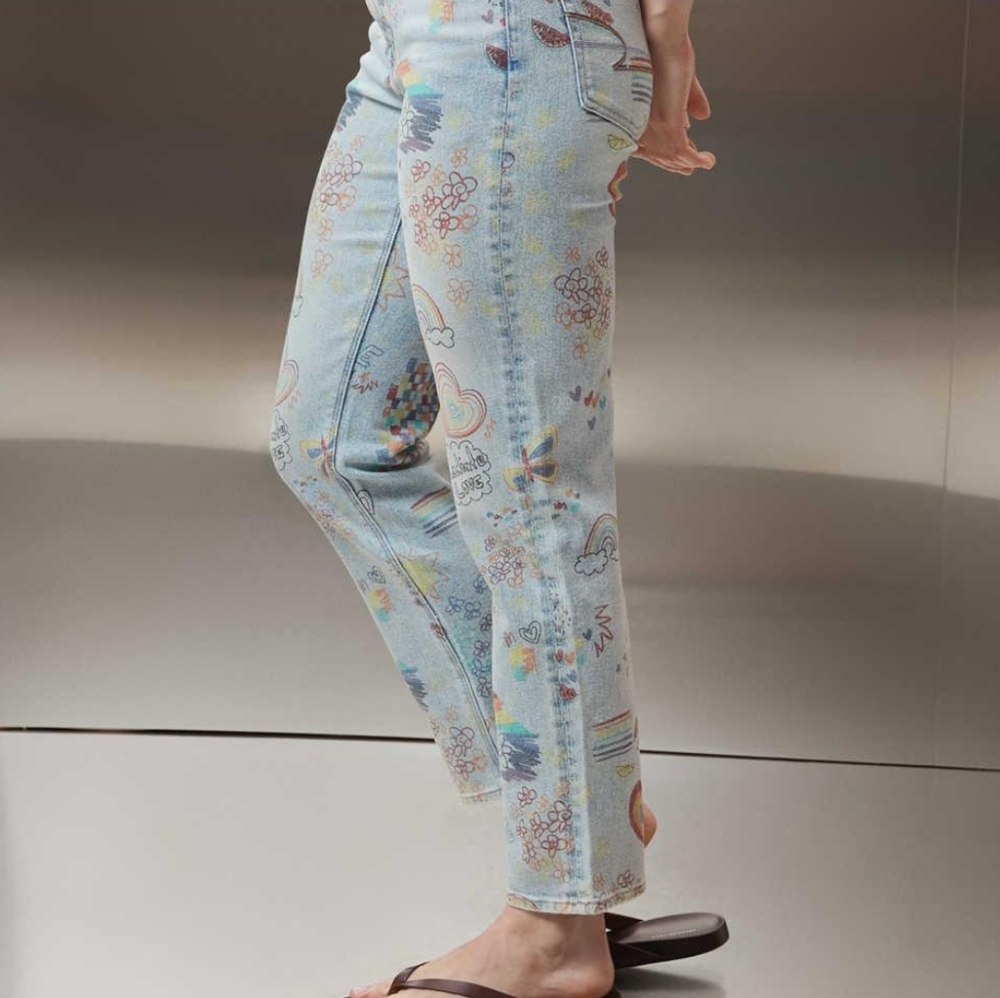BNWT American Eagle AE Pride Stretch Super High-Waisted Ankle Straight Jean. 10S